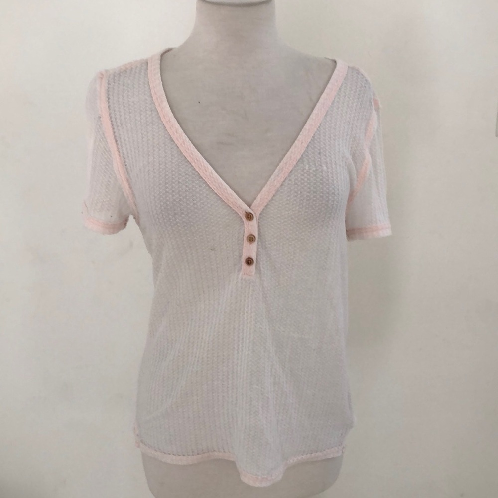 Vanilla star Pink semi-shear v-Neck T-Shirt - Size L